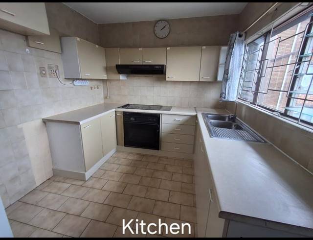 3 BEDROOM APARTMENT FOR SALE IN BLUFF